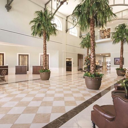 Embassy Suites Savannah Historic District Ngoại thất bức ảnh