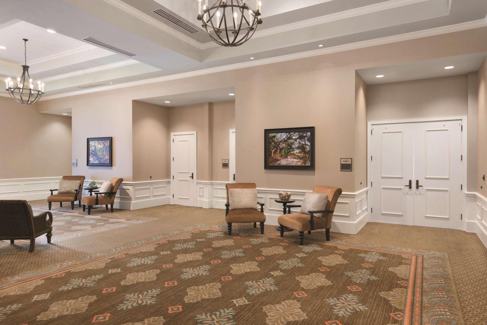 Embassy Suites Savannah Historic District Ngoại thất bức ảnh
