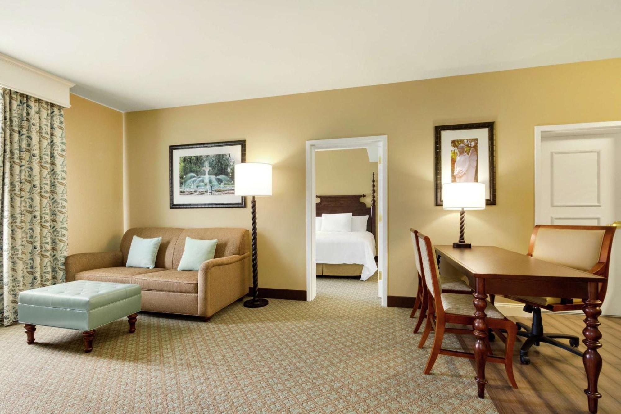 Embassy Suites Savannah Historic District Ngoại thất bức ảnh