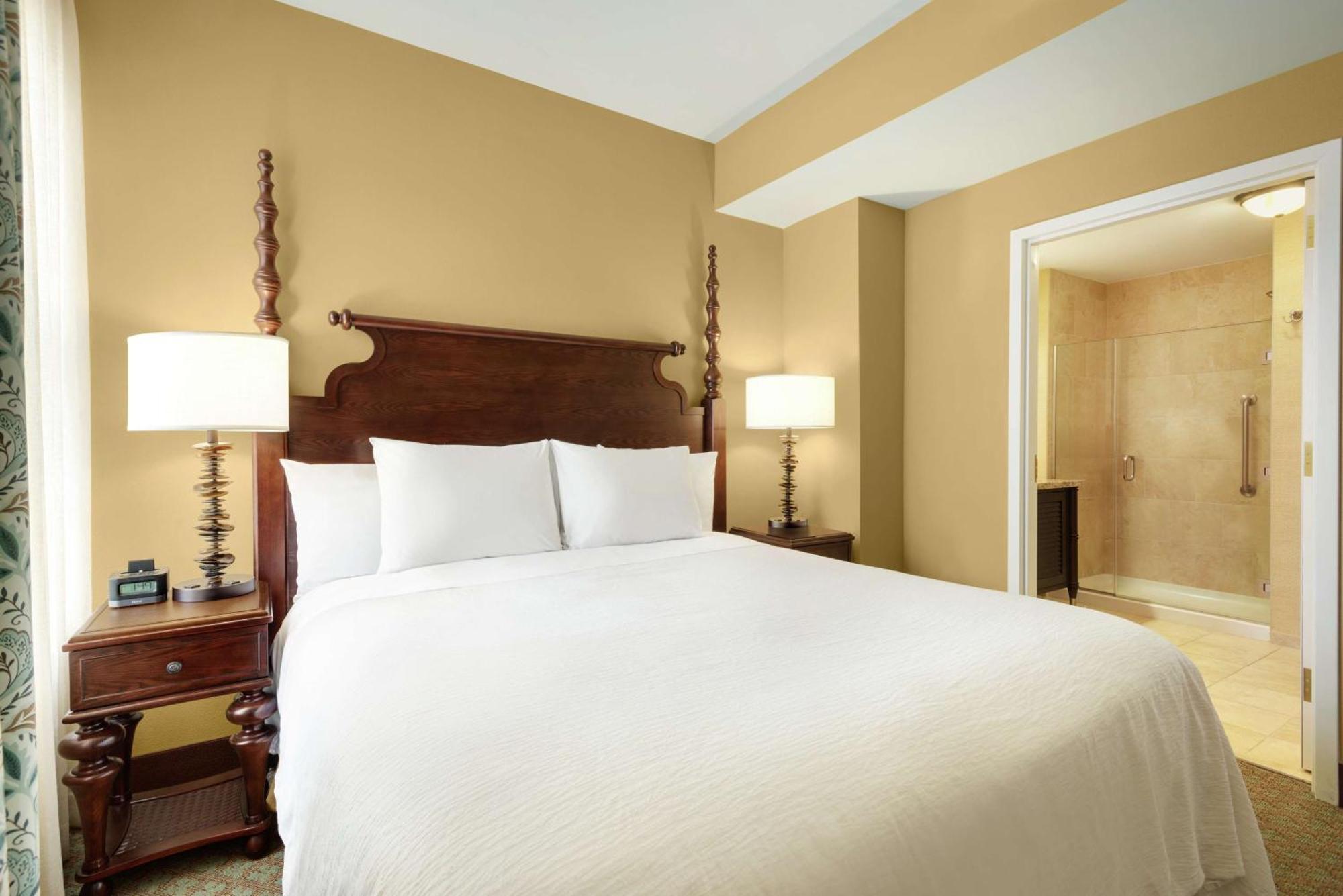 Embassy Suites Savannah Historic District Ngoại thất bức ảnh