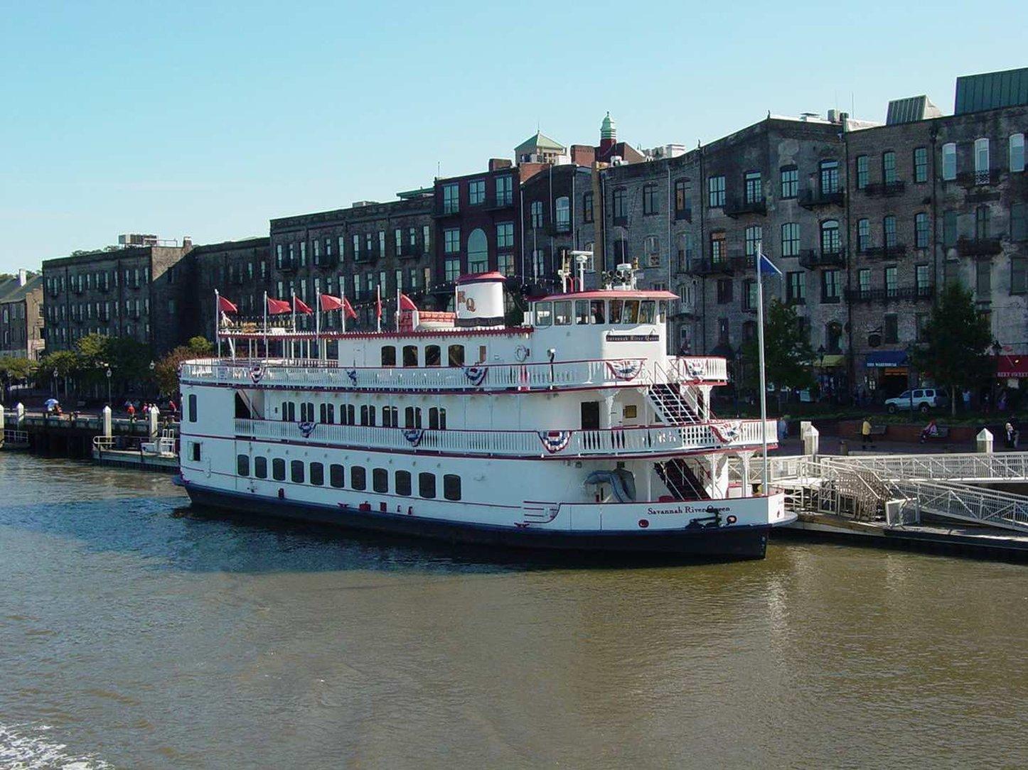 Embassy Suites Savannah Historic District Ngoại thất bức ảnh