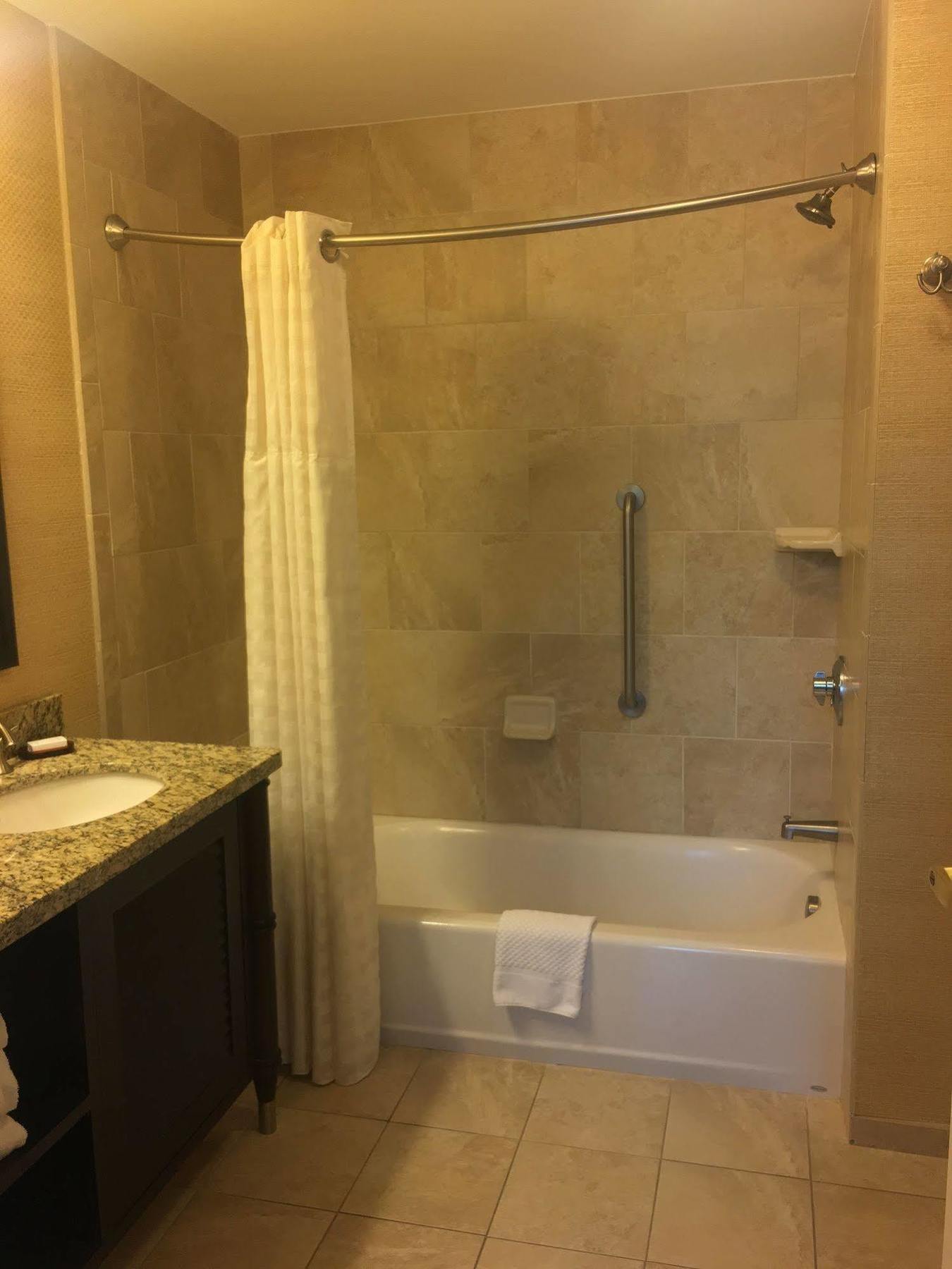 Embassy Suites Savannah Historic District Ngoại thất bức ảnh